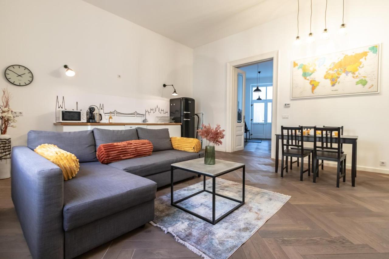 Friendly Home In The Center With 2Bedrooms Budapest Exteriör bild